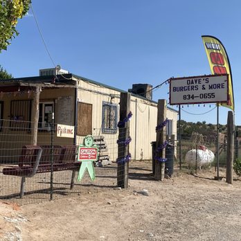 Dave’s Burgers and More