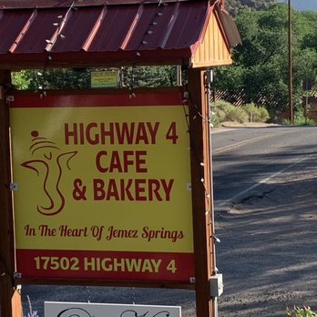 Highway 4 Cafe & Bakery
